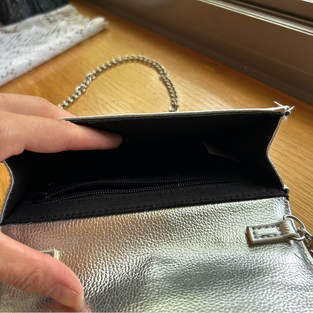 NWOT y2k style clutch / purse! - Picture 5 of 5